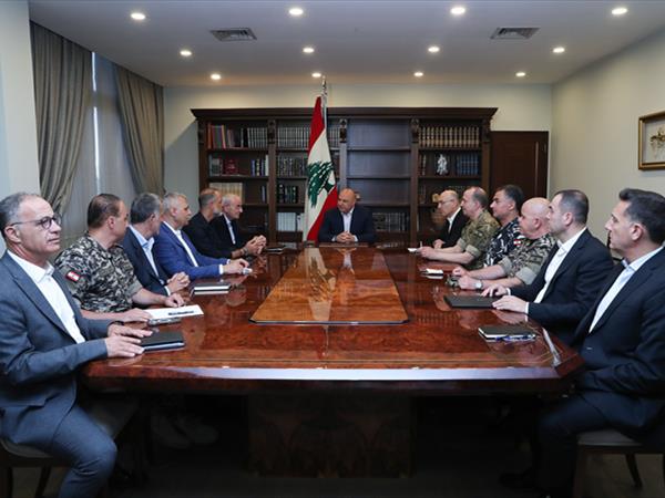 عون تلقّى اتصالي دعم من نظيريه الفرنسي والقبرصي وقرّر عقد اجتماعات أمنية مفتوحة للحفاظ على الاستقرار