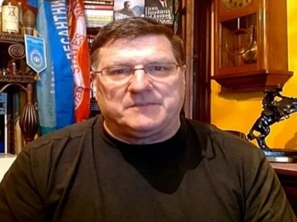 سكوت ريتر: الضربات الأميركية على إيران استعراضية ولم تحقق أي شي يُذكر