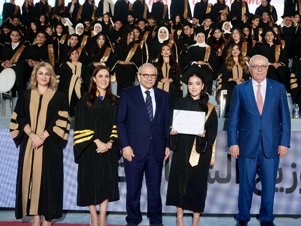 سلام في تخريج طلاب المقاصد: لا استقرار فعلياً في بلادنا من دون الانسحاب الإسرائيلي الكامل وحصرالسلاح بيد الدولة