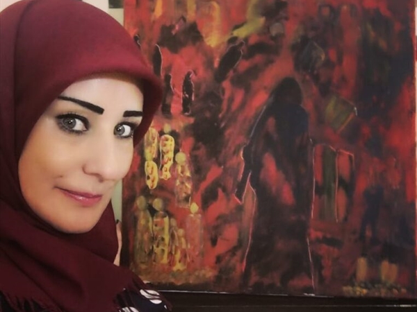 عطوي أطلقت لوحتيها الفنيتين وحملت إسم «نقطة فاصلة» و«رحلة في ذات اللون»