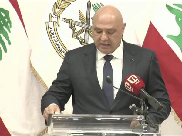 "كاشفاً عن بنود الرد اللبناني".. عون: مستعدون لسحب سلاح "الحزب" وتسليمه للجيش