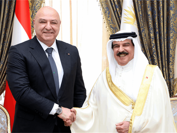 "بعثة دبلوماسية بحرينية دائمة في بيروت".. ما تفاصيل اللقاء الرئيس عون وملك البحرين؟