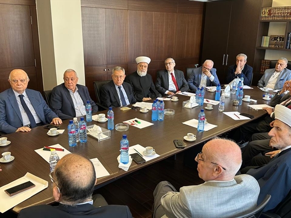 «مجموعة العشرين» نوّهت بمواقف عون وسلام وطالبت بإلتزام آلية التعيينات: طروحات البعض لجرِّ لبنان إلى محادثات مع إسرائيل هدفها الضغط عليه وابتزازه