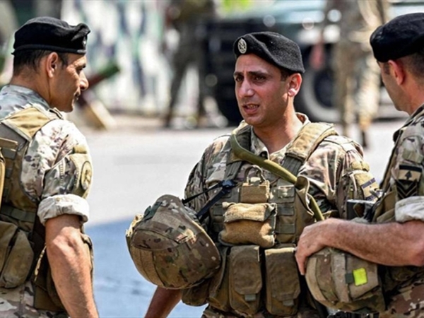 الجيش: توقيف سوريين عند الحدود اللبنانية السورية