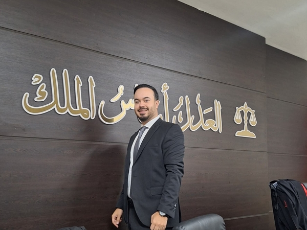 حسن زبيب نال الدكتوراه بدرجة جيد جدا