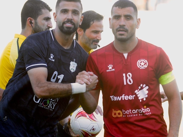 ديربي النجمة والأنصار يخطف الأنظار