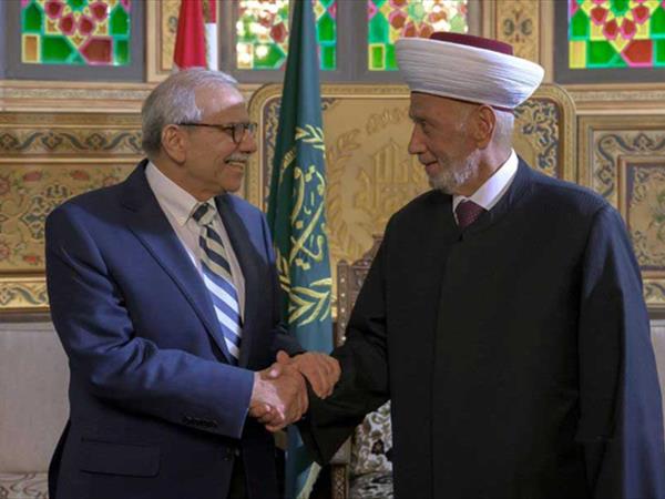 دار الفتوى: العلاقة بين المفتي دريان والرئيس سلام لا تشوبها شائبة