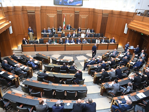 جلسة مساءلة الحكومة تنتهي بنيلها ثقة 69 نائباً و9 من «لبنان القوي» حجبوا و4 امتنعوا