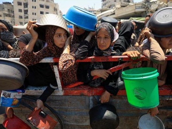 في تقرير ميداني للمرصد الأورومتوسطي لحقوق الإنسان: نحو 1200 مُسنّ فلسطيني توفوا خلال الشهرين الماضيين وآلاف غيرهم مهدّدون بالموت