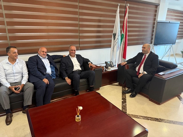 سليمان ووفد من أكروم طالبوا بتسريع تنفيذ مستشفى السهلة