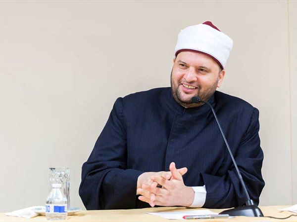 نجم حول مؤتمر «صناعة المفتي الرشيد في عصر الذكاء الاصطناعي»: من أبرز الأهداف أن يمتلك المفتي المعاصر  أدوات جديدة تمكّنه من التطوّر المعرفي