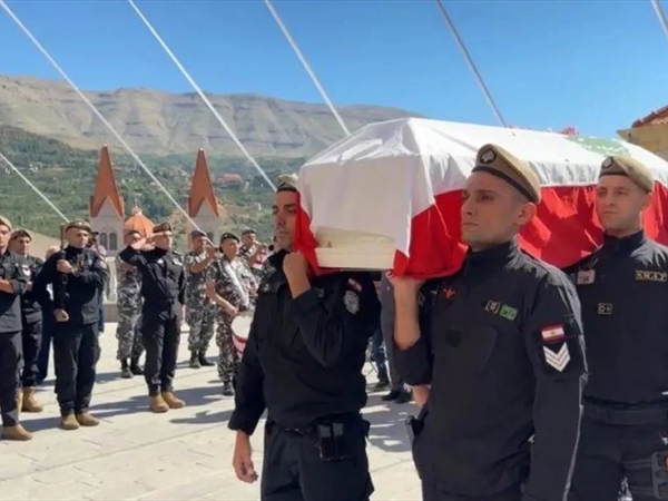 قائد بيه في تشييع الشهيد طوق: بطل سقط في ساحة العزّ والكرامة