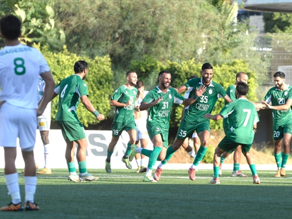 لعبة شد الحبال تتواصل بين الانصار المتصدر والصفاء وصيفه بالدوري اللبناني..