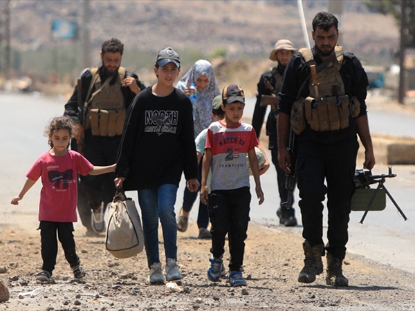 إجلاء عائلات البدو من السويداء وواشنطن تجدد دعمها للحكومة السورية