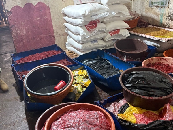 «الريجي» تضبط مصنعاً لتزوير المعسَّل في مخيم برج البراجنة
