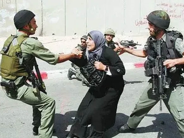 من إعلام العدو: العنف هو فعلاً هويتنا، لقد أصبحنا مجتمعاً يقمع الإنسانية