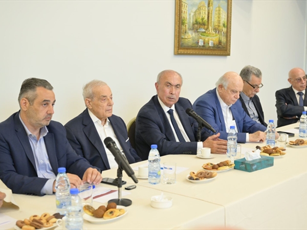 منتدى حوار بيروت عرض الأوضاع السياسية والإنمائية