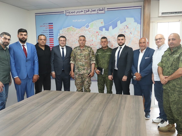 كشلي زار قائد فوج حرس مدينة بيروت