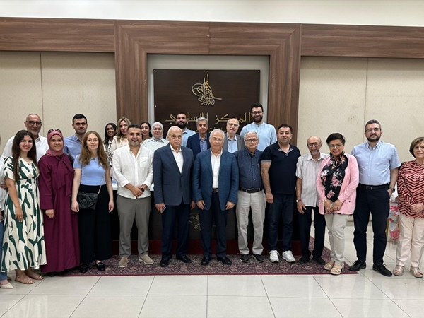 اللقاء السنوي للأطباء في المركز التابع للمركز الإسلامي عائشة بكار