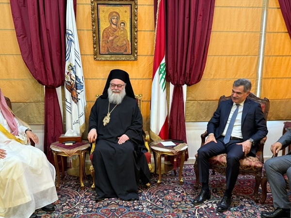 بخاري زار يوحنا العاشر مستنكراً تفجير كنيسة دويلعة - دمشق