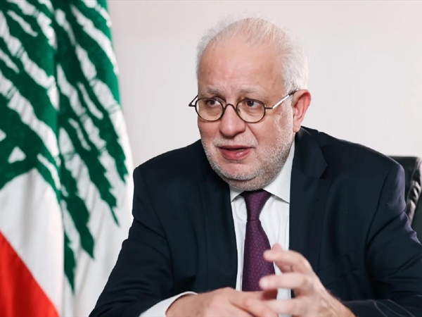 لهذا السبب قطع وزير العدل إجازته وعاد إلى لبنان!