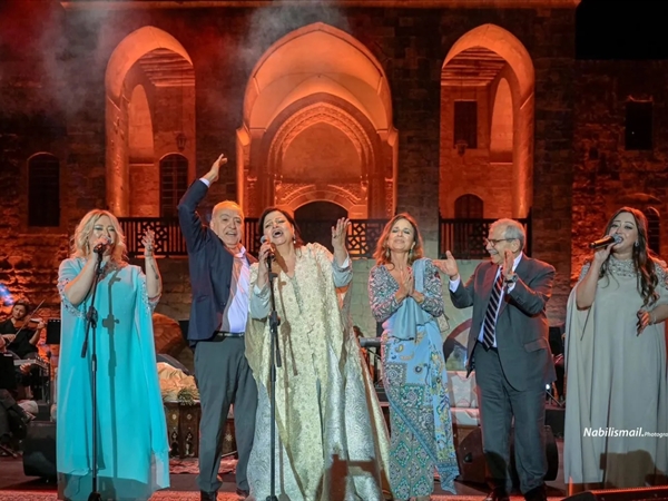 «ديوانية حبّ» تفتتح مهرجانات بيت الدين