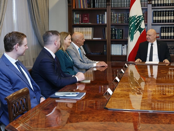 برّاك تسلّم من عون الردّ اللبناني والتقى سلام وشخصيات ويزور بري اليوم: «حزب الله» منظمة إرهابية لا نحاوره ولا نستطيع إرغام إسرائيل بشيء