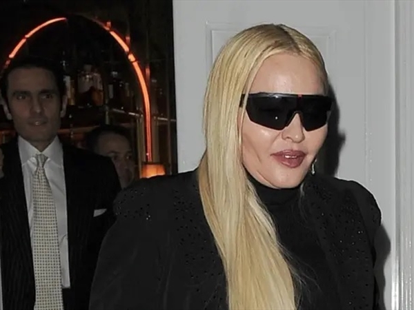 مادونا تحث بابا الفاتيكان على زيارة غزة لإنقاذ الأطفال.. «لم يعد هناك وقت»