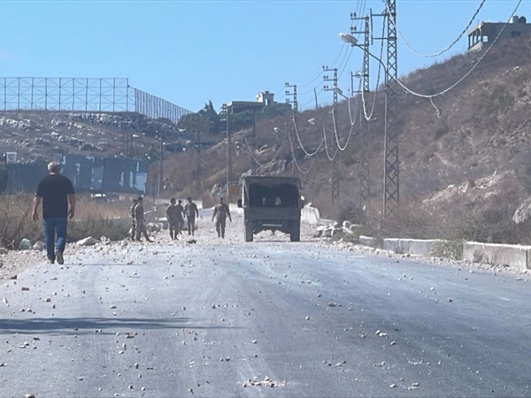 الجيش يعمل على فتح طريق الخردلي - كفرتبنيت