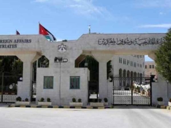 الأردن يعزّي لبنان بشهداء الجيش في انفجار صور