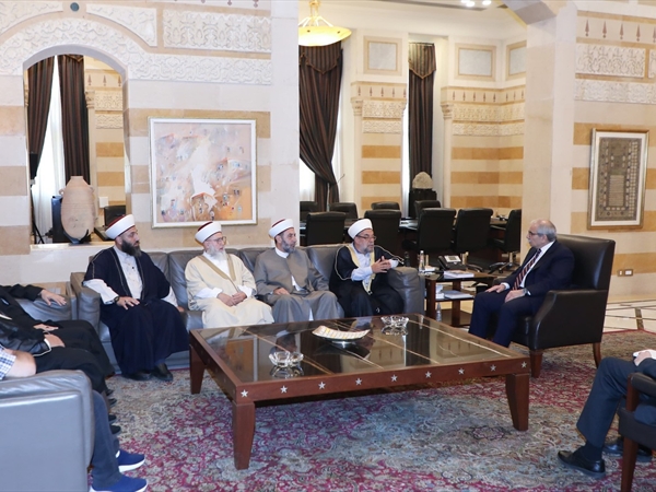 «هيئة العلماء» أشادت بمواقف سلام
