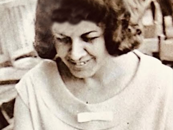 المربية نجوى السيد في ذمة الله