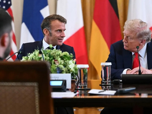 محادثة سرية بين ترامب وماكرون... الميكروفون فضحهما