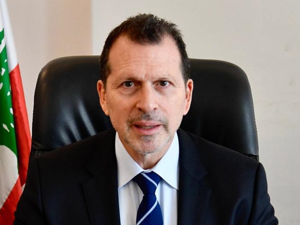 هو وهي 12-8-2025