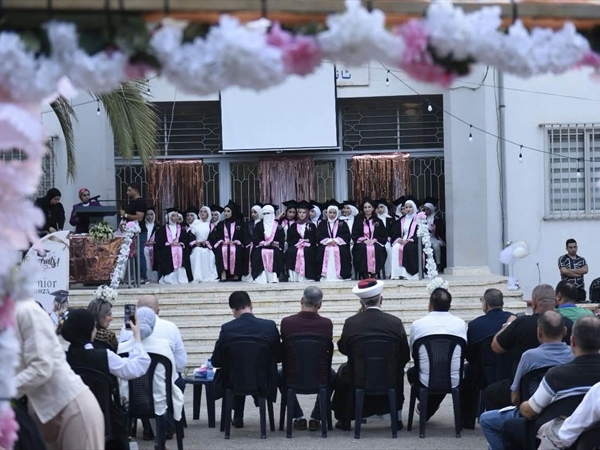 برقايل تحتفل بتخريج دفعة جديدة من طالباتها