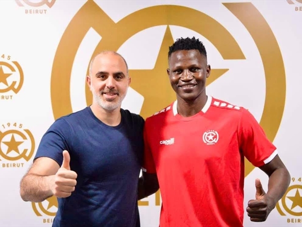 نادي النجمة يكشف اول صفقاته الاجنبية لاعب ارتكاز منتخب كينيا تيدي اكومو..