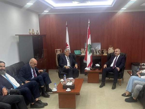 تعاون أكاديمي وبحثي بين الجامعة اللبنانية وجامعة «LAU»