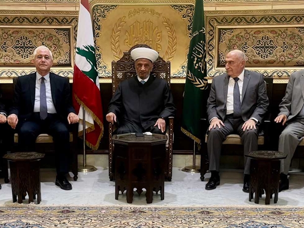 المفتي دريان يلتقي مجلس أمناء وقف البر والإحسان وزواراً