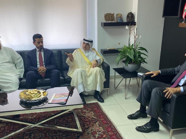 بساط بحث الرؤية الاقتصادية للحكومة مع مدير الصندوق الكويتي للتنمية