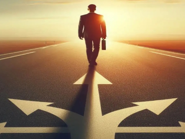 هل يبقى المجتمع حارساً صارماً؟