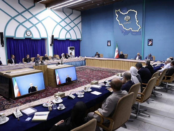 إيران بعد البيان الإصلاحي الأخير: إصلاحات أم مقامرة؟