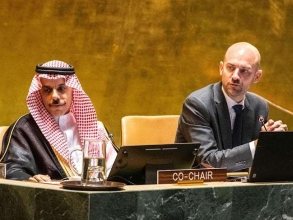 السعودية تدعو لتأييد وثيقة «مؤتمر حلّ الدولتين» لتحقيق السلام بالمنطقة