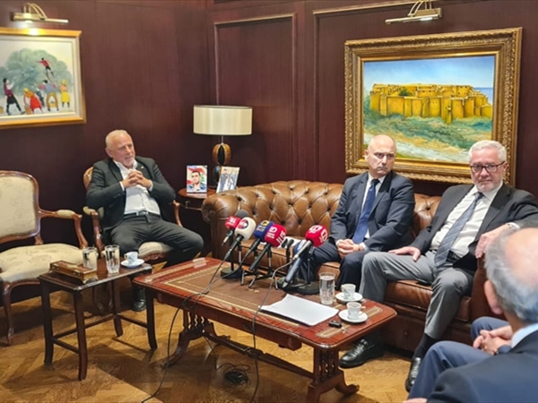 اجتماع لنواب وممثّلين عن أحزاب عند ريفي: شكوى مرتقبة أمام النيابة التمييزية ضد قاسم