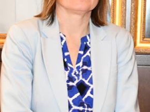 هو وهي 18-9-2025