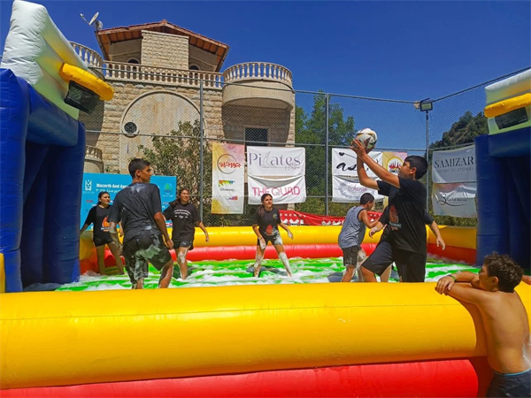 المخيمات الصيفية مساحة تنمية للفنون والمهارات الفردية والخدمة الإنسانية