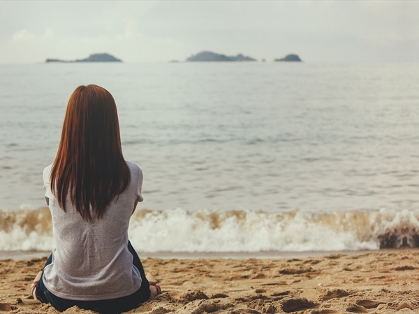 النصّ الأنثويّ وجدليّة البَوْح والصَّمْت