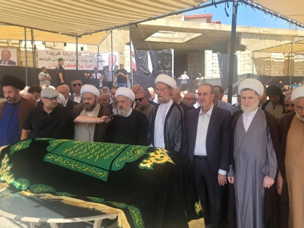 الخطيب في تشييع سعدون حمادة: على الحكومة ألا تُسجِّل على نفسها أنها كانت سبباً في خراب لبنان