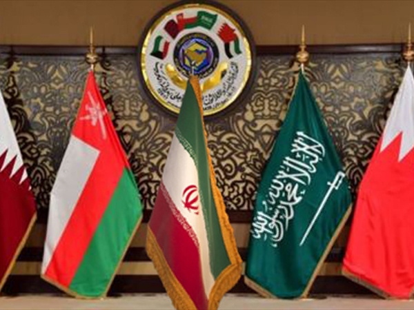 حسابات خليجية مُغايرة.. وتقارب مدروس مع إيران