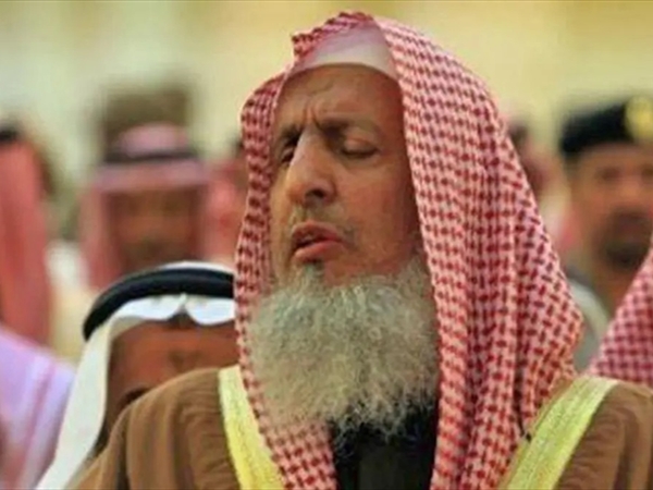 وفاة مفتي المملكة الشيخ عبدالعزيز آل الشيخ