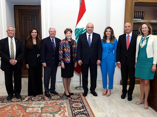 لبنان بعد زيارة الوفد الأميركي عالق بين واشنطن وحزب الله